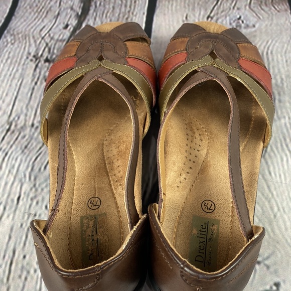 DREXLITE LEATHER CLASSIC Brown Red Green Leather Sandal Flats - Picture 17 of 17